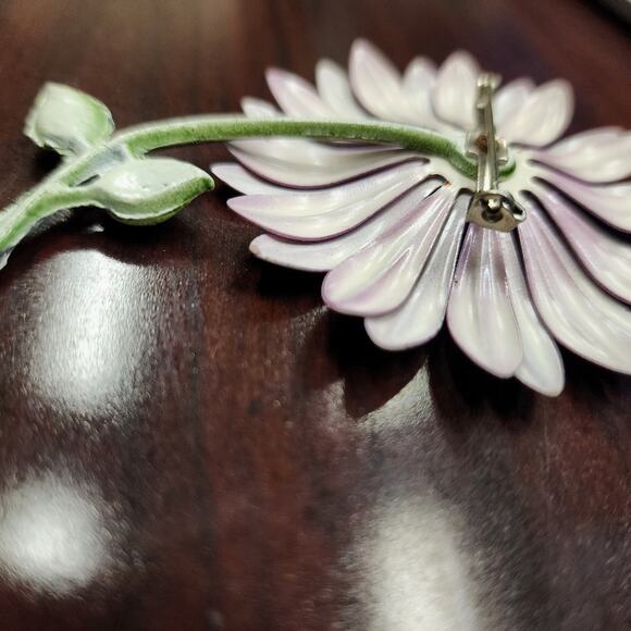 Purple Metal Brooch - Picture 5 of 6
